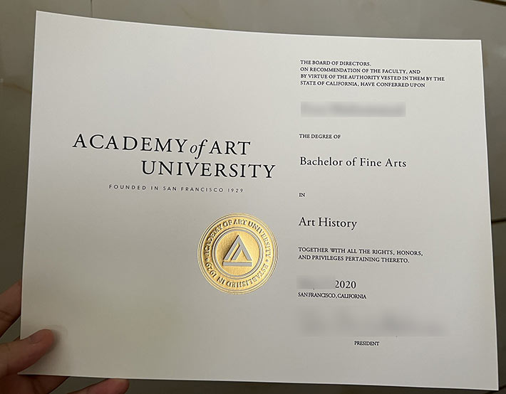 Bachelor of Fine Arts from AAU in 2020