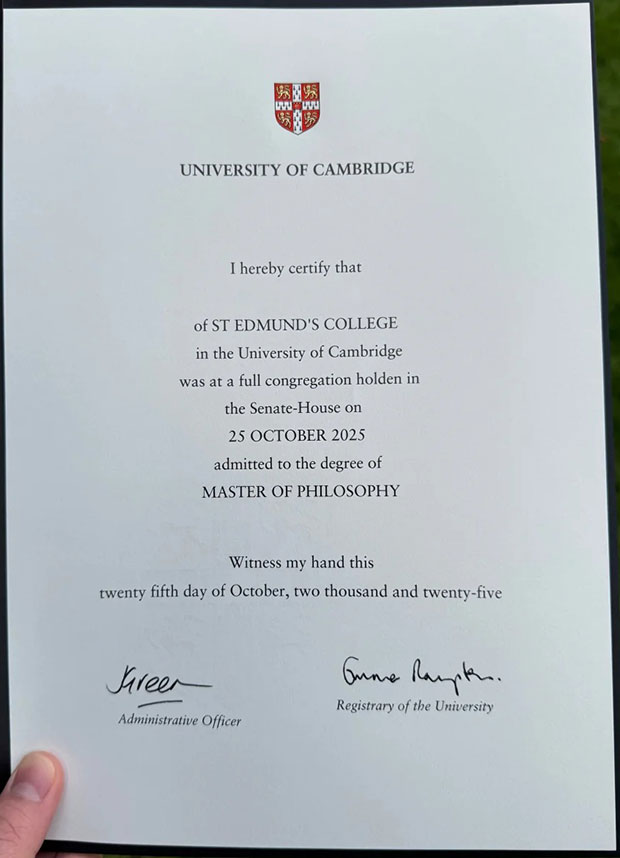 Cambridge University 2025 Master's Degree Certificate